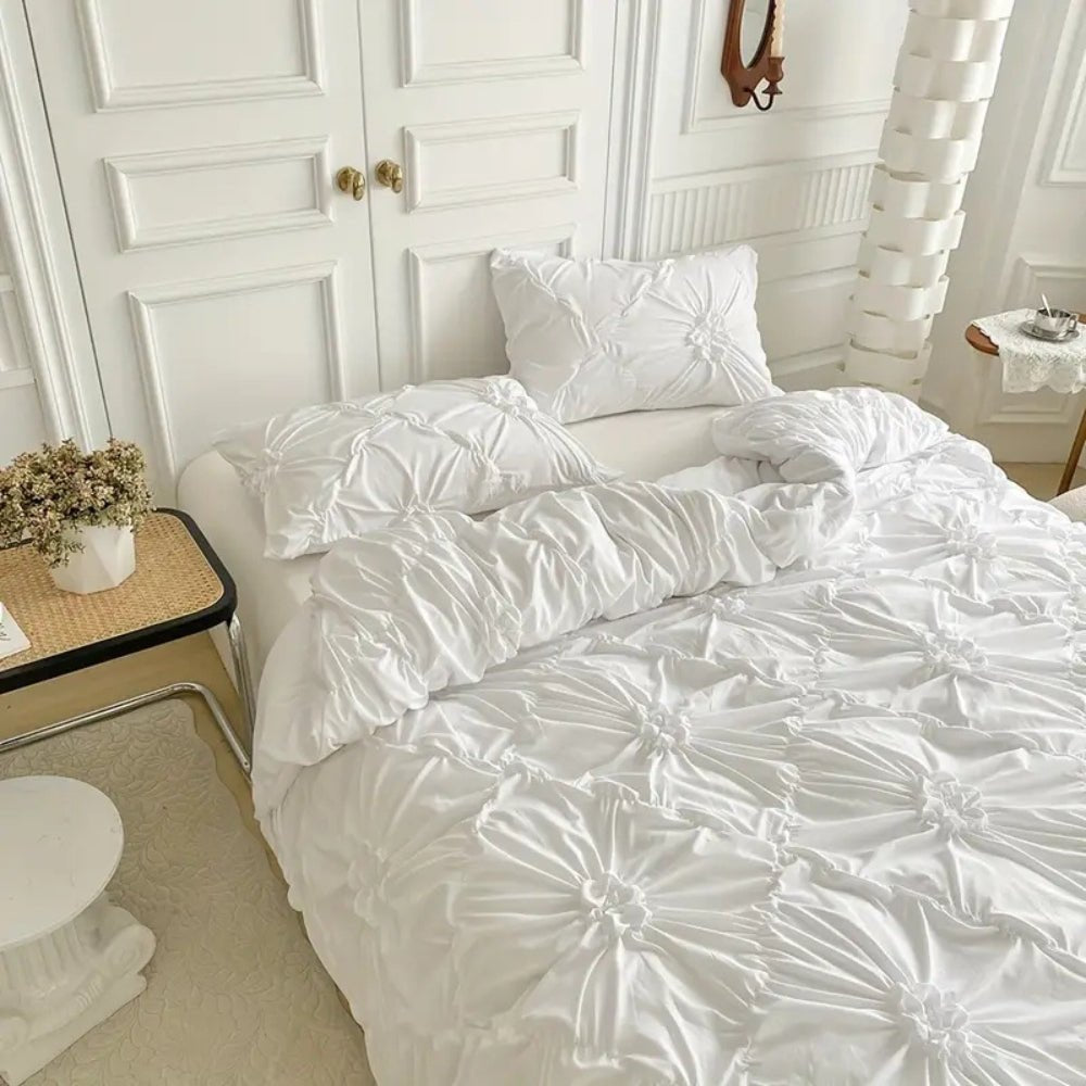 RuffledWeave Duvet Set – Elegant rynkad blommig täckset i mikrofiber