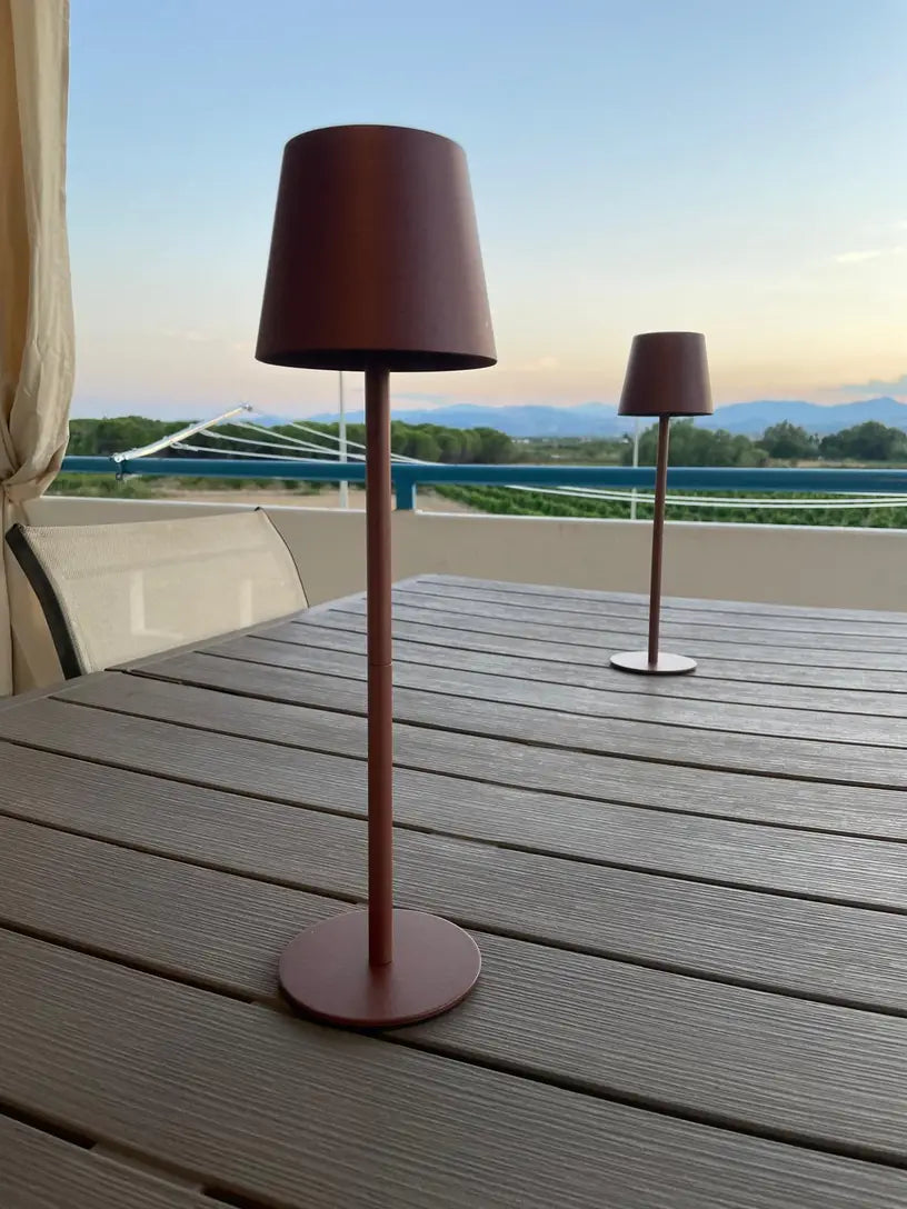 LED Bordslampa – Trådlös, Touchkontroll &amp; Dimbar Ljus