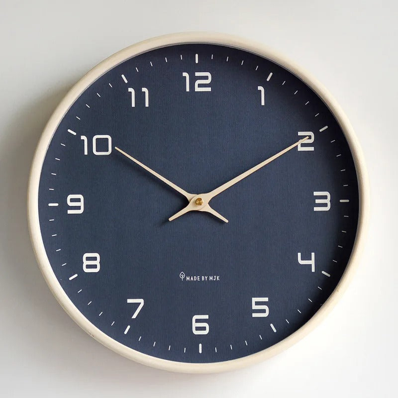 Minimalistisk Väggklocka | Metall &amp; Resin