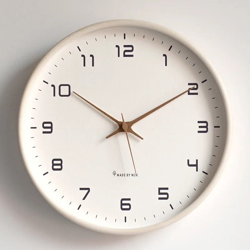 Minimalistisk Väggklocka | Metall &amp; Resin